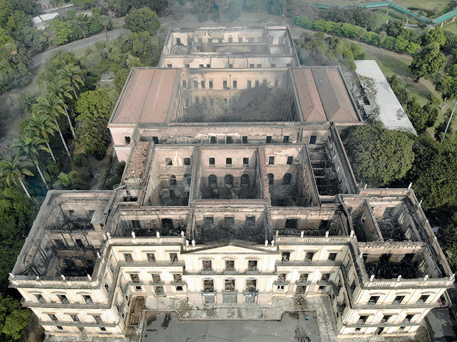Le 2 septembre 2018, un incendie de grande ampleur a ravagé le Musée national de Rio 
de Janeiro, vieux 
de 200 ans.
© Thiago Ribeiro / www.agif.com.br / Agif