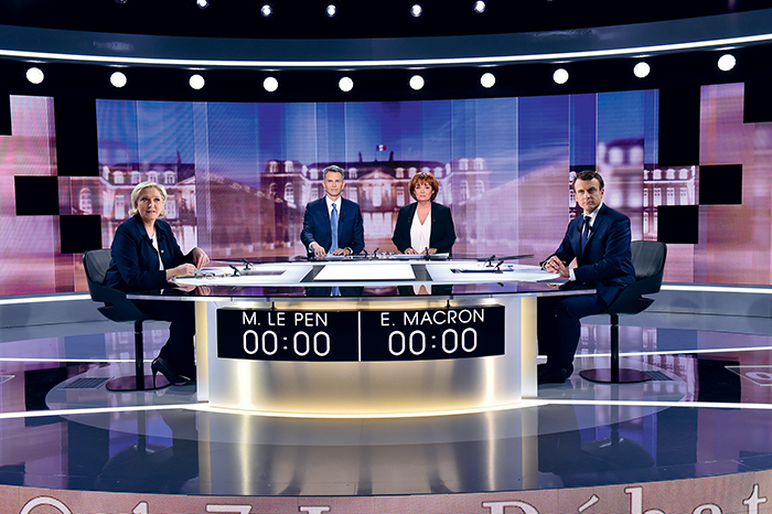 Débat de l’entre-deux-tours de la présidentielle entre Emmanuel Macron et Marine Le Pen, le 3 mai 2017 © Pool/ABACA